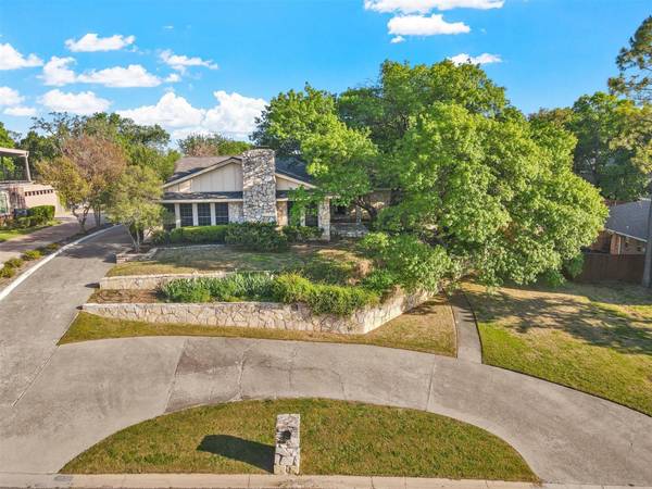 7709 Woodside Hill, Fort Worth, TX 76179