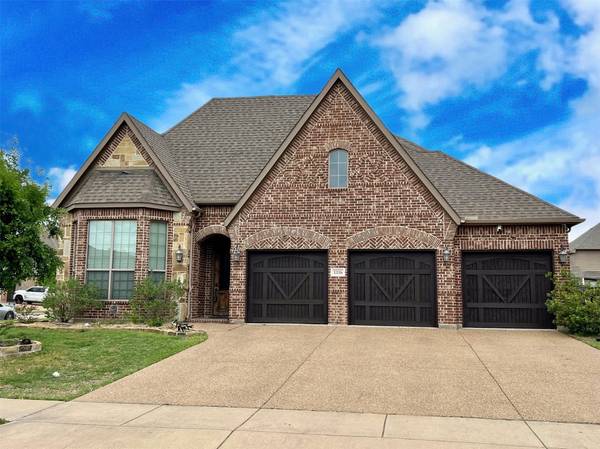 1116 Grayhawk Drive, Forney, TX 75126