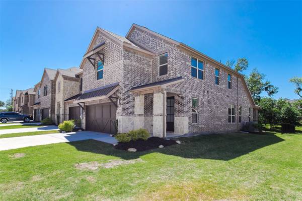 2904 Cedar Elm Drive, Carrollton, TX 75010