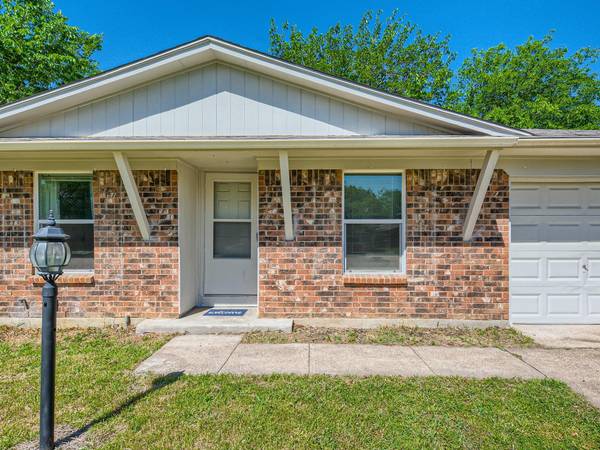 Denton, TX 76209,315 Campbell Lane