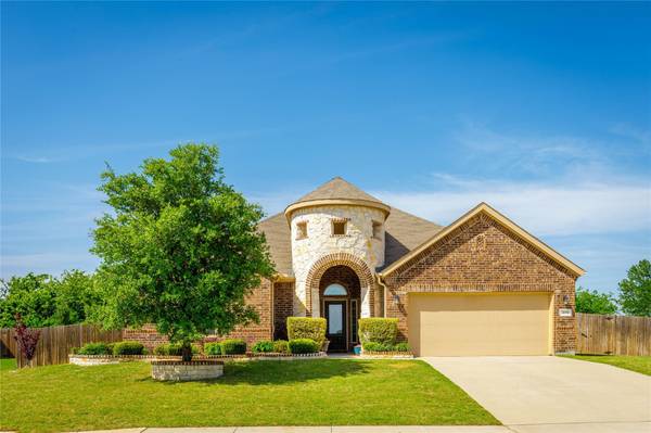 579 Winnetka Drive, Oak Point, TX 75068