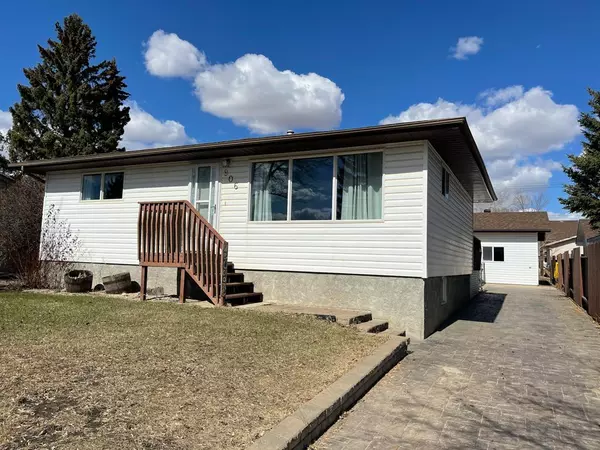 Wainwright, AB T9W 1C8,906 7TH AVENUE