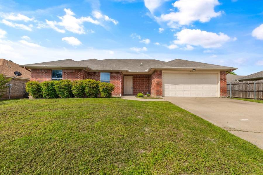 609 Whitefish Drive, Cleburne, TX 76033