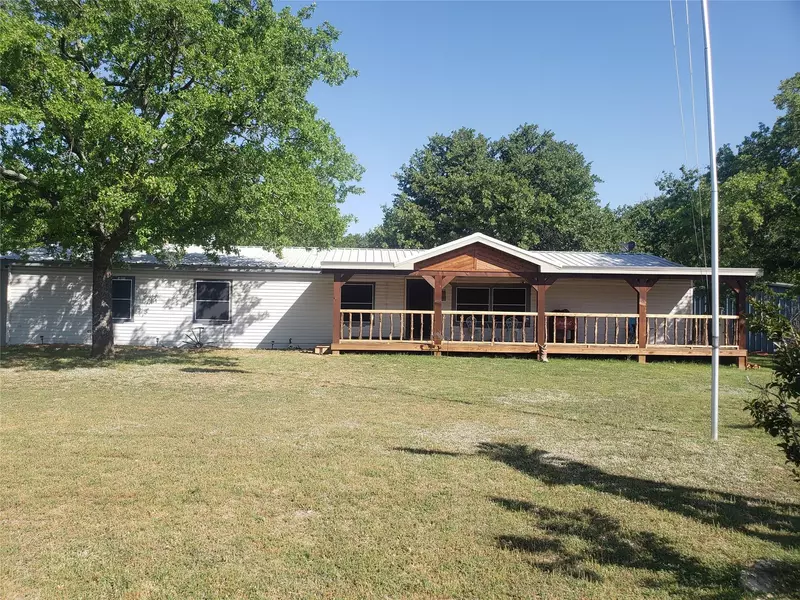 733 Young Road, Springtown, TX 76082