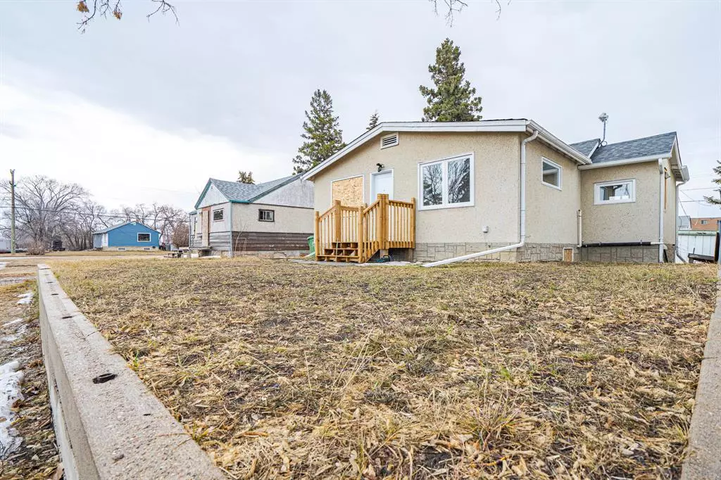 Lloydminster, SK S9V 0J8,4507 47 ST