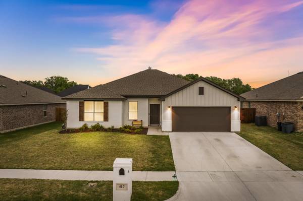 417 Stoneridge Drive, Hillsboro, TX 76645