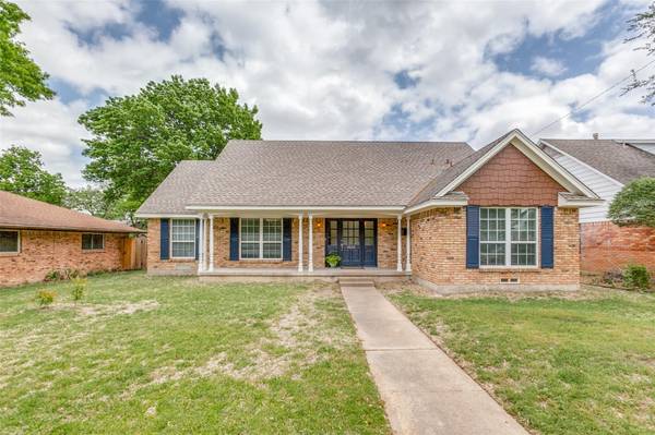 3535 Delford Circle, Dallas, TX 75228