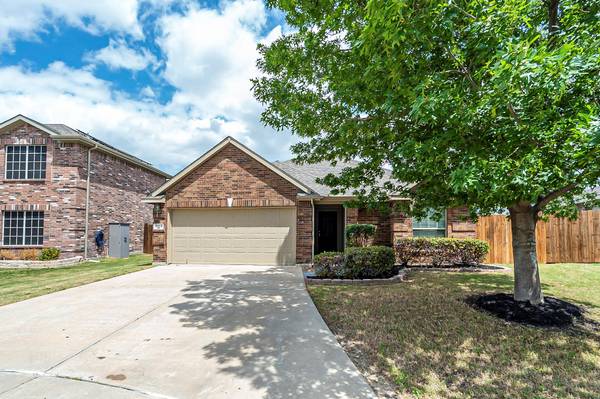 10412 Winding Passage Way, Fort Worth, TX 76131