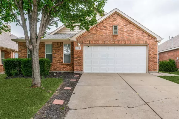 2932 Milby Oaks Drive, Fort Worth, TX 76244