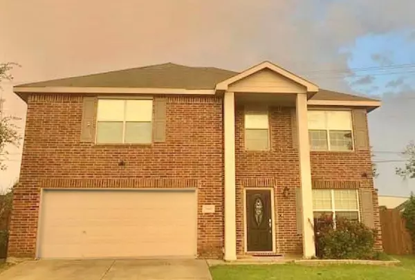 10405 Wooded Court, Fort Worth, TX 76244