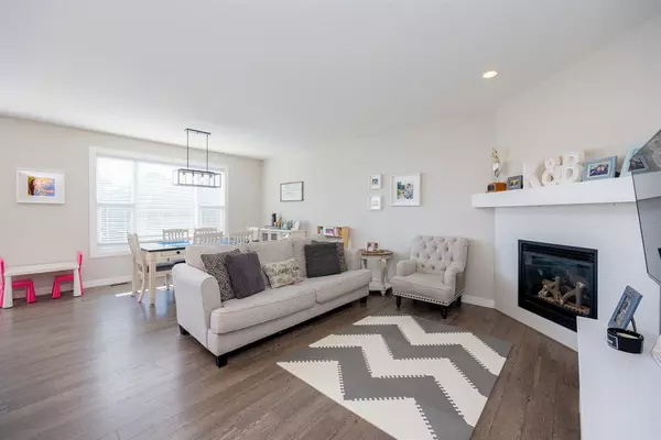 Calgary, AB T3M 2J2,109 Cranarch CRES SE