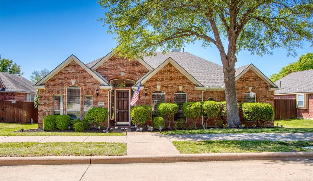 508 Riverside Court, Allen, TX 75013