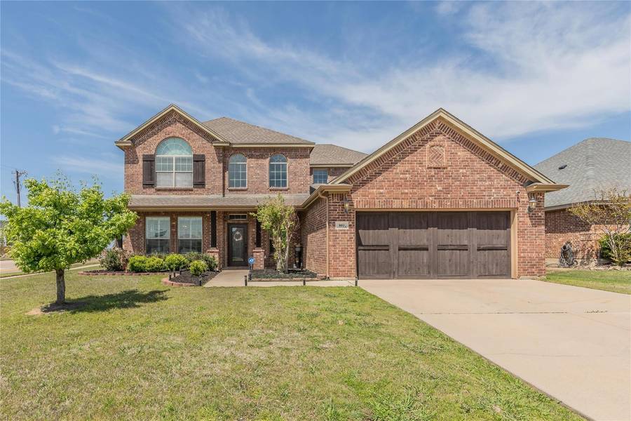 801 Peach Lane, Burleson, TX 76028