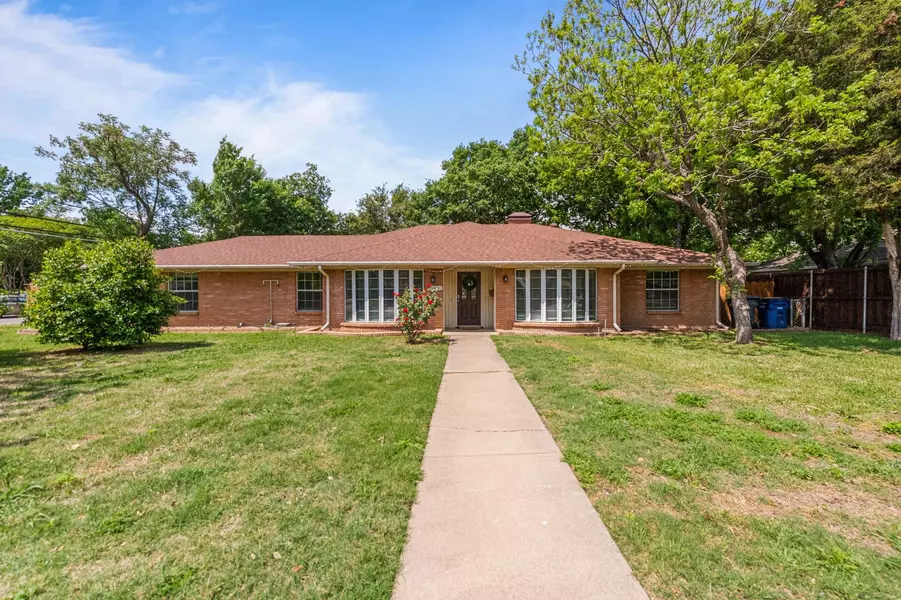 10011 Spokane Circle, Dallas, TX 75229