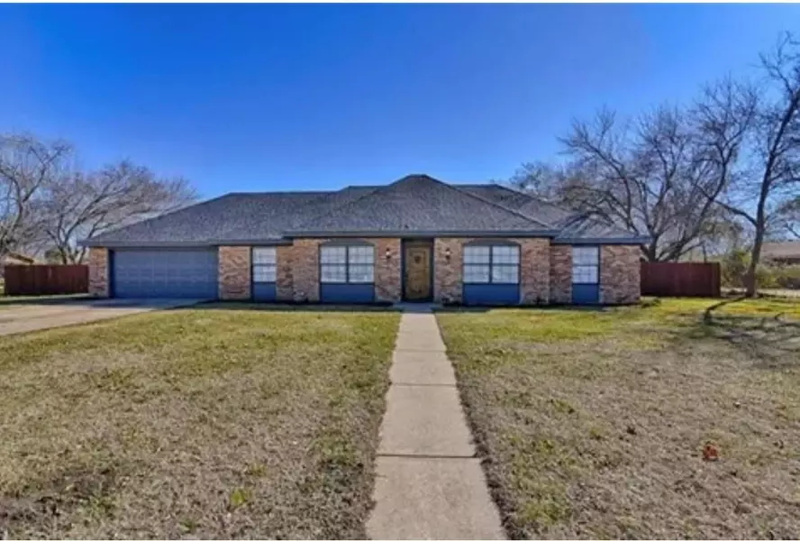 111 Bow Creek Circle, Red Oak, TX 75154