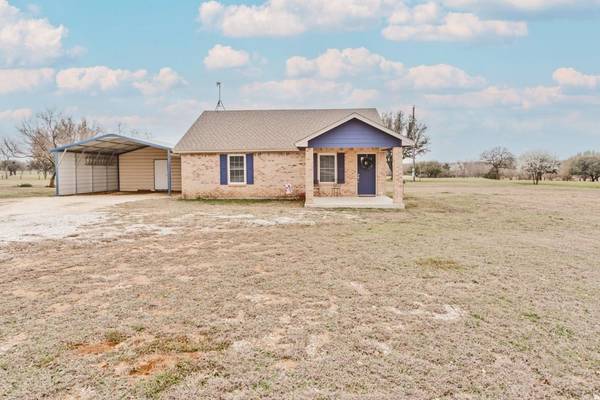 455 Clubview Drive, Bowie, TX 76230