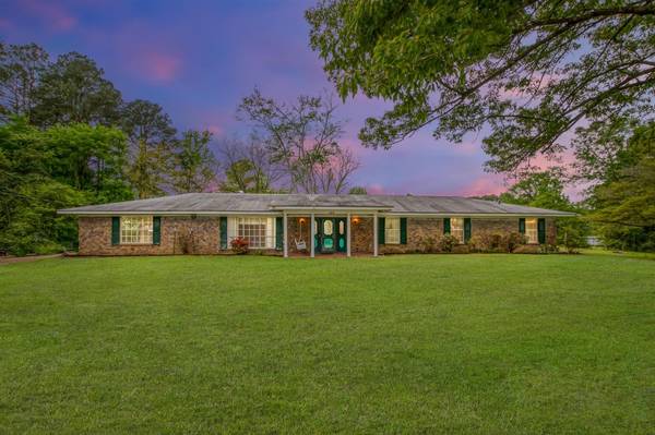 266 Springhill Airport Road, Springhill, LA 71075