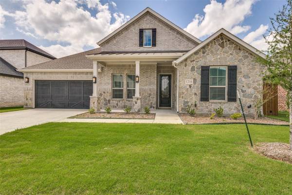 1216 Villalonga Drive, Little Elm, TX 75068