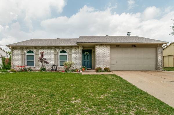 6617 Dewsbury Street, North Richland Hills, TX 76182