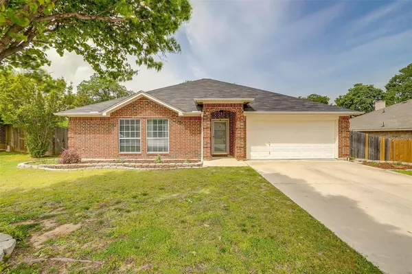 Azle, TX 76020,609 Madeline Court