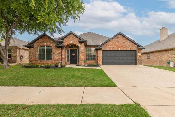 5804 Parkplace Drive, Argyle, TX 76226