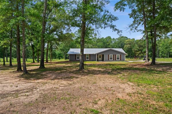 596 County Road 4906, Troup, TX 75789