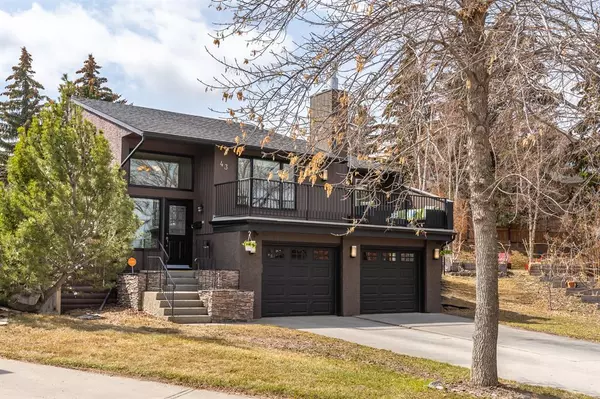 Calgary, AB T3H 1L4,43 Strathcona PL SW