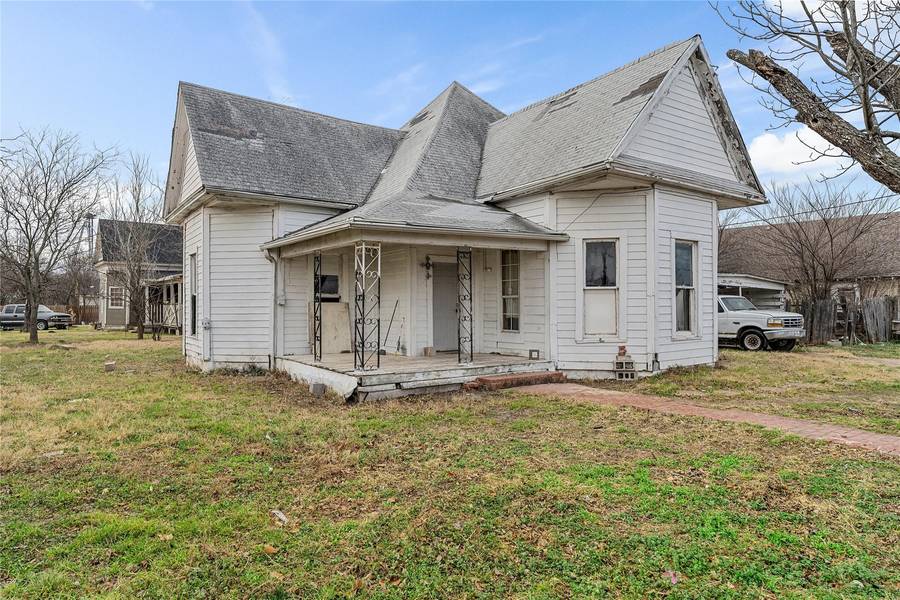 400 S Church Street, Hillsboro, TX 76645