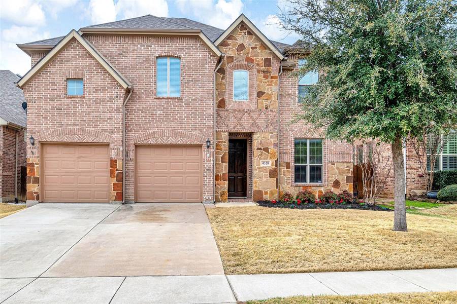 4528 Seventeen Lakes Court, Fort Worth, TX 76262