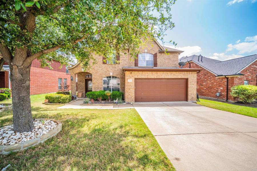 535 Palomino Way, Grand Prairie, TX 75052