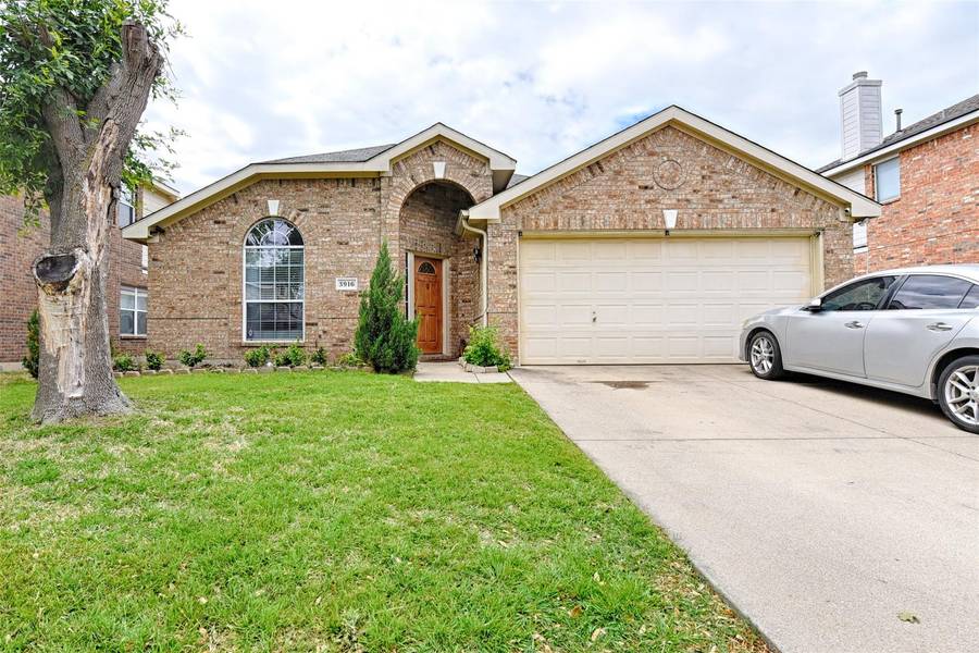 3916 Shiver Road, Fort Worth, TX 76244