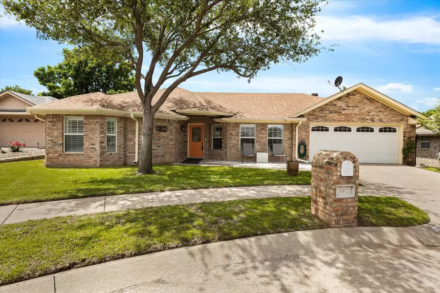 1012 Teresa Court, Granbury, TX 76048