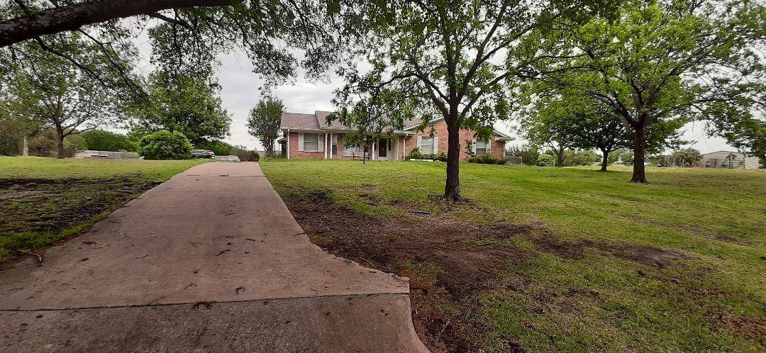 107 McClure Court, Hudson Oaks, TX 76087