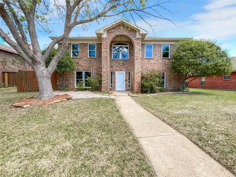 2118 Loretta Lane, Rowlett, TX 75088