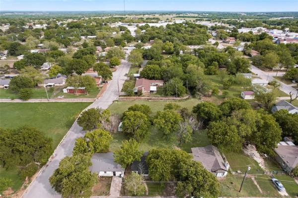 Bowie, TX 76230,311 Miller Street