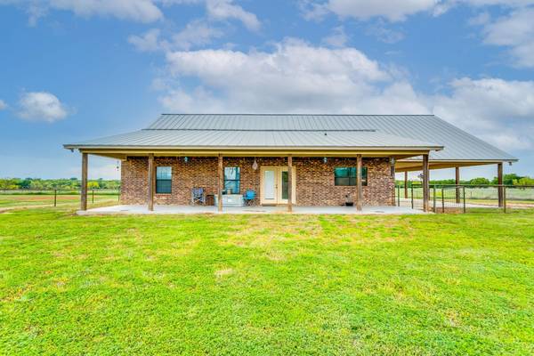 471 Crooked Creek Road, Jacksboro, TX 76458