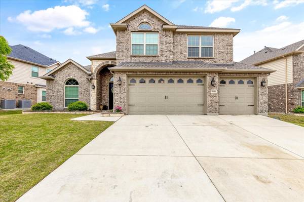 9848 Yellow Cup Drive, Fort Worth, TX 76177