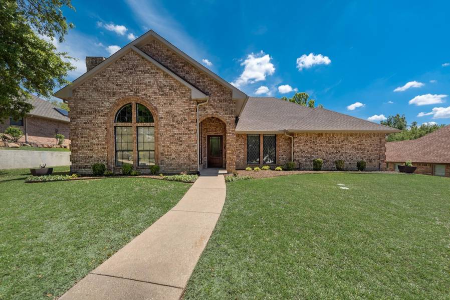 1611 Amesbury Lane, Rockwall, TX 75087