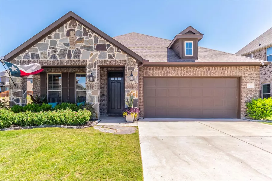 15420 Bluff Creek Cove, Fort Worth, TX 76262