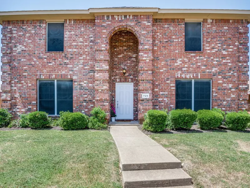 729 Duke Drive, Desoto, TX 75115