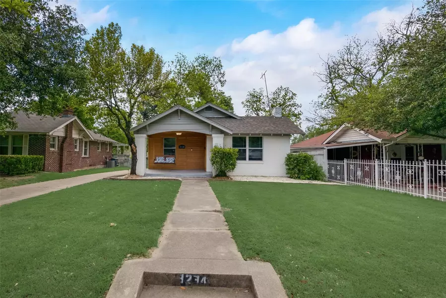 3234 Fairview Avenue, Dallas, TX 75223