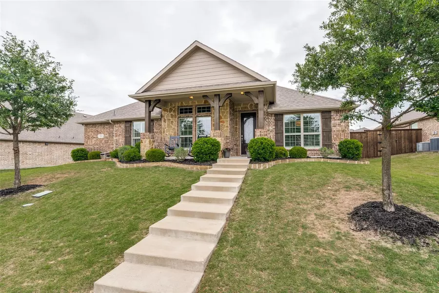 3910 Whitman Drive, Rockwall, TX 75087