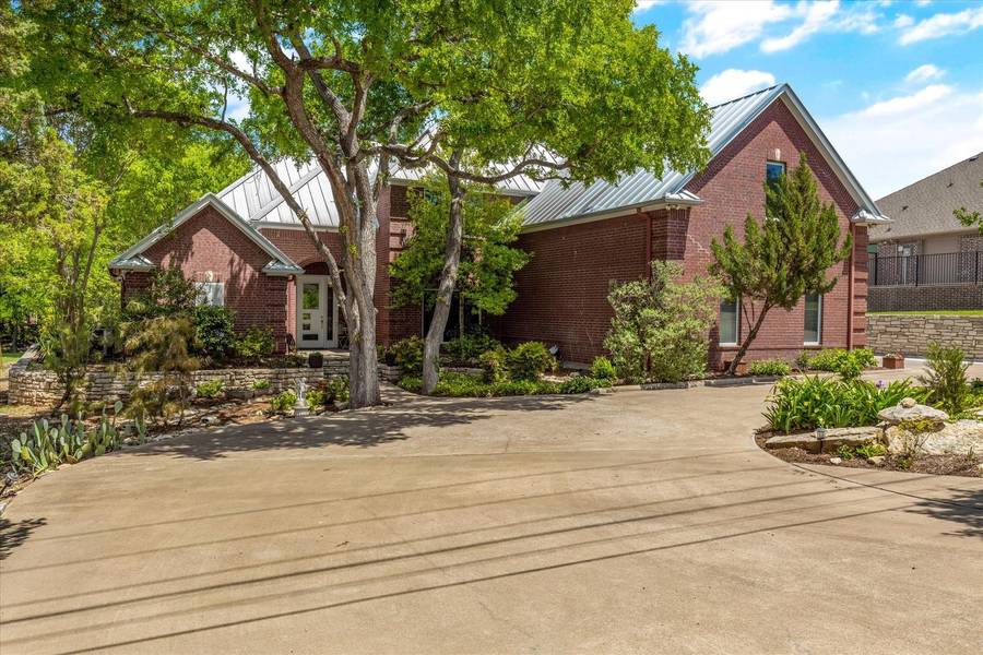 4012 Cimmaron Trail, Granbury, TX 76049