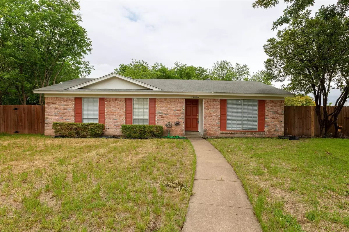 Garland, TX 75042,1606 Mosswood Way