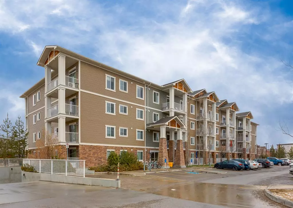 Calgary, AB T3M 1Y9,406 Cranberry PARK SE #102