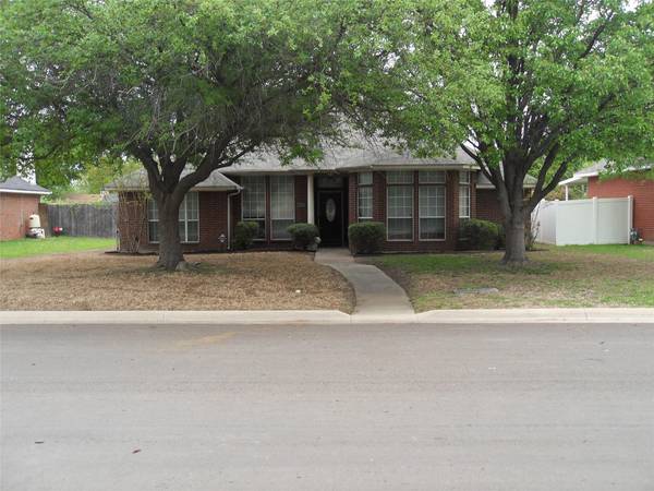 3500 Shadow Trail, Denton, TX 76207