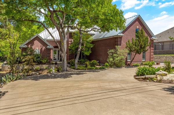 4012 Cimmaron Trail, Granbury, TX 76049