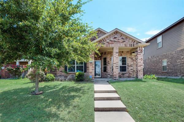 1794 Overlook Drive, Lancaster, TX 75146