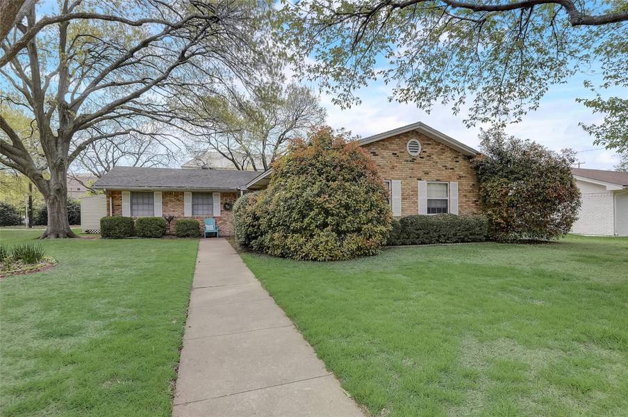 127 Vanderbilt Lane, Waxahachie, TX 75165