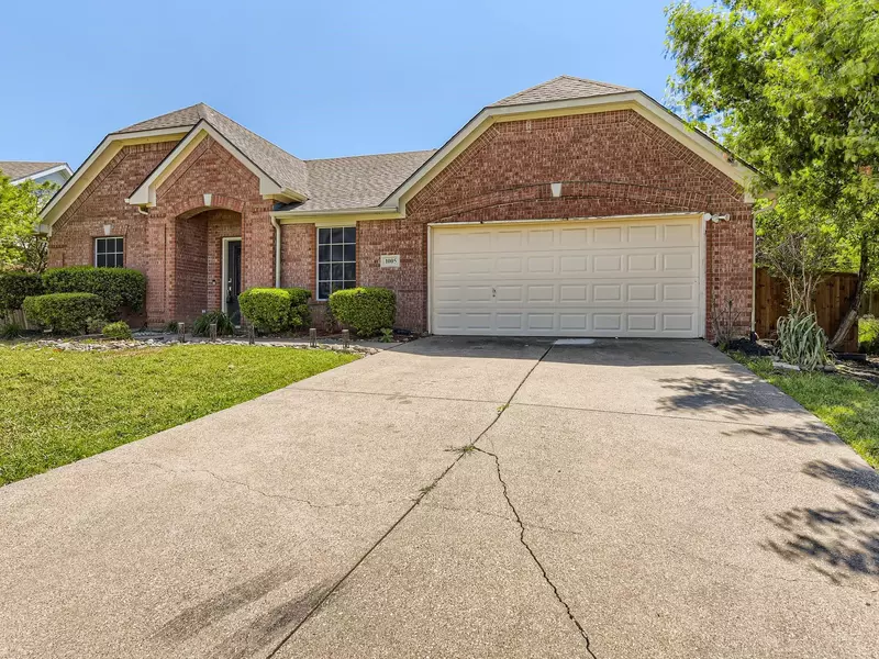 1005 Kelsey Court, Forney, TX 75126